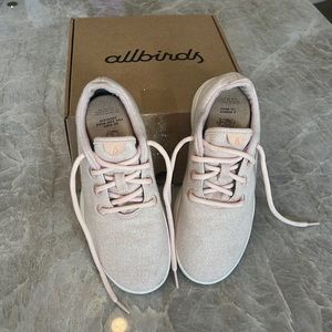 Allbirds women’s wool runners shoes